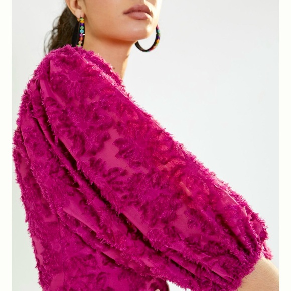 ANTHROPOLOGIE, HUTCH — THE MEDLEY BLOUSE, SPRING/SUMMER TOP, IN “BERRY,” SIZE XS - Picture 2 of 11